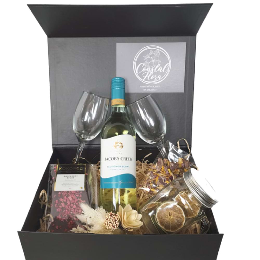 Wine | Gift Hamper | Caloundra Florist | Sunshine Coast Gift Hamper
